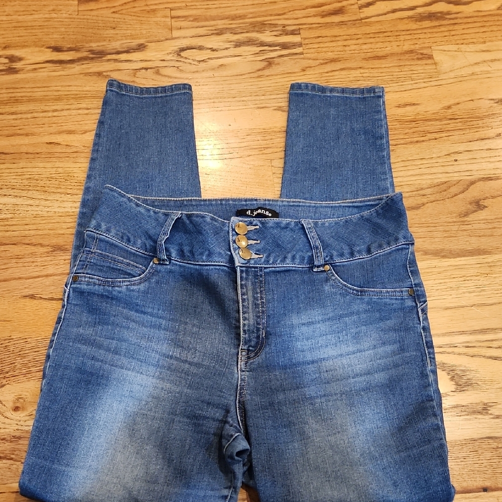 d. Jeans Blue Denim